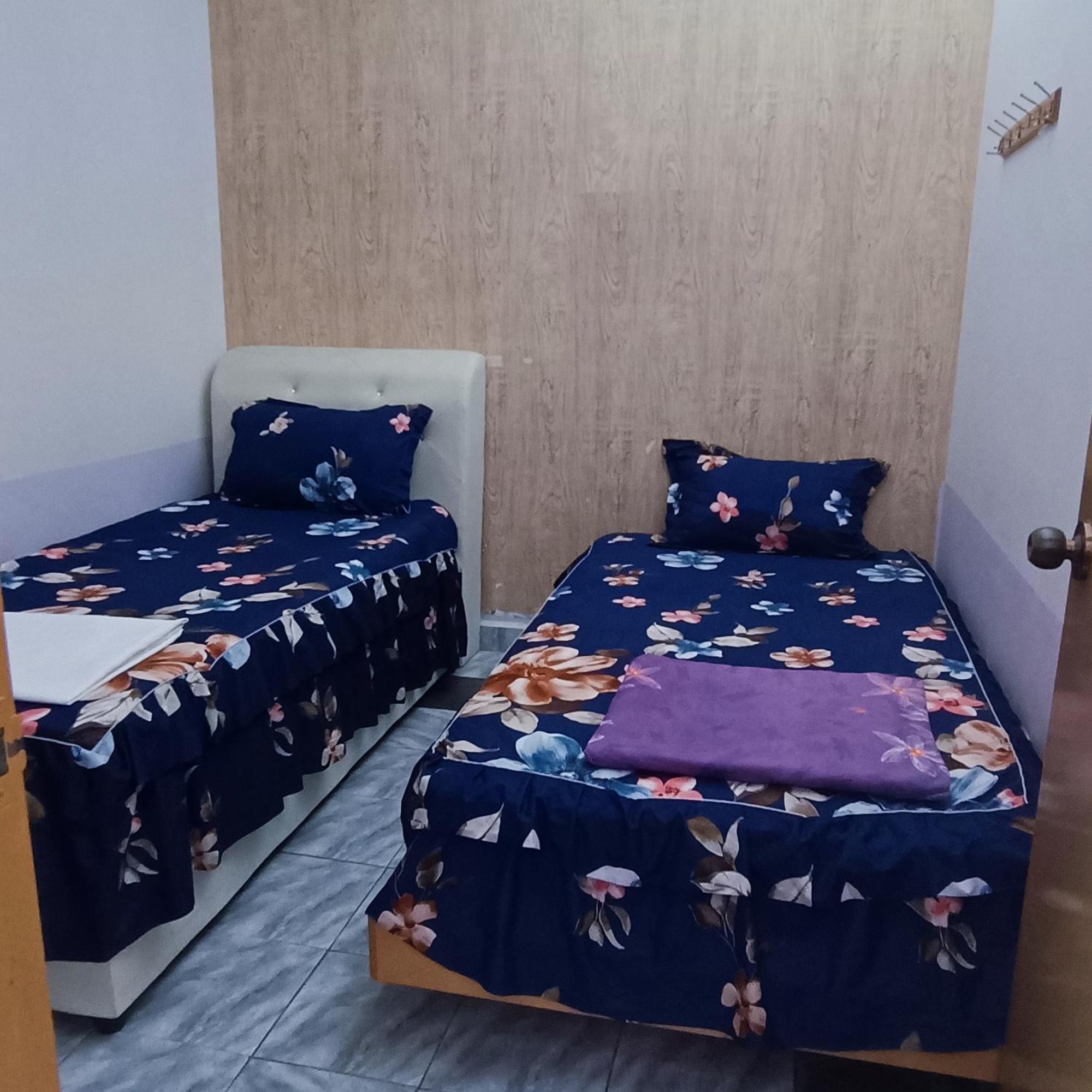 Homestay Lestari Klia Sepang Eksteriør billede